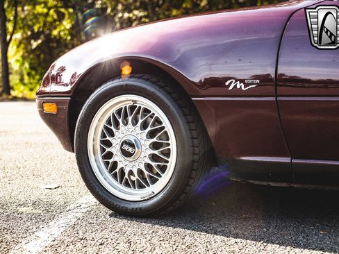 Used 1995 MAZDA MX-5 Miata M-Edition image 12