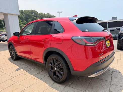 Used 2023 Honda HR-V Sport image 5