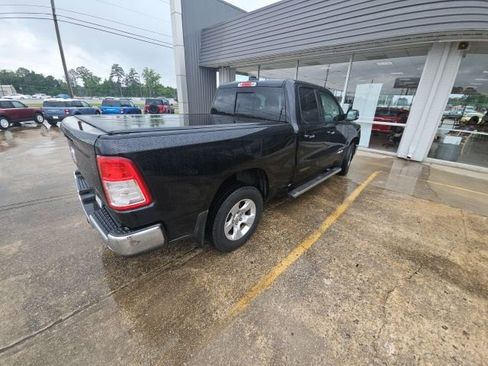 Used 2019 RAM 1500 Big Horn RWD image 6
