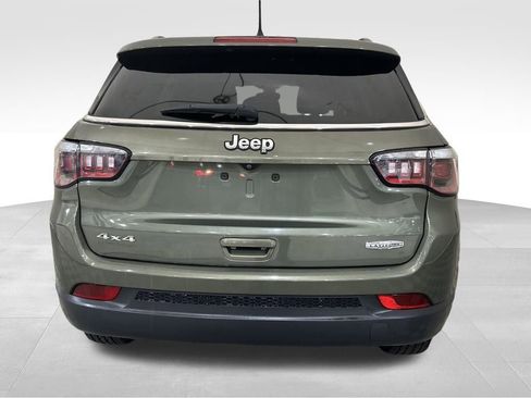 Used 2018 Jeep Compass Latitude w/ Popular Equipment Group image 4