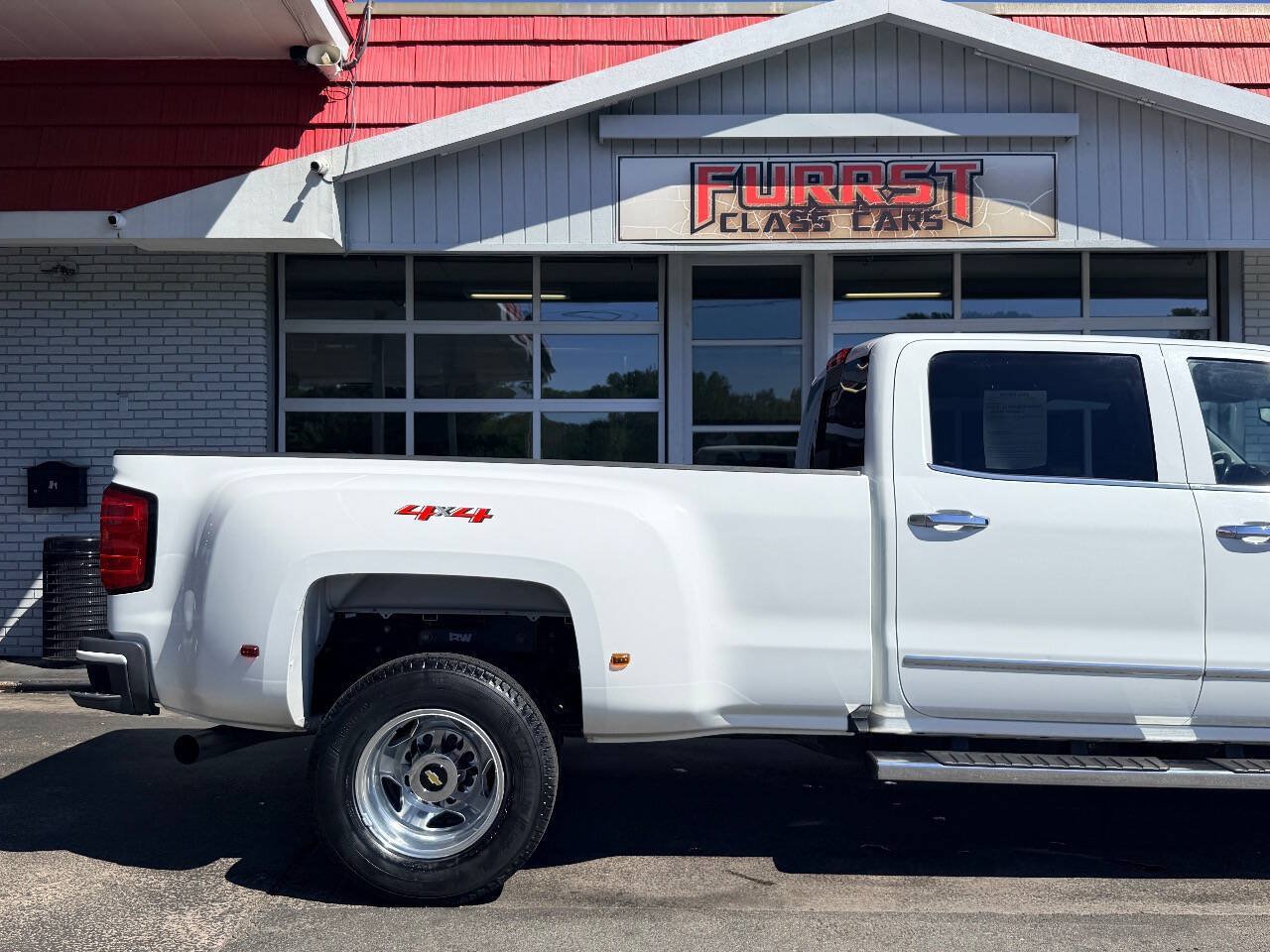 Used 2019 Chevrolet Silverado 3500 LTZ w/ LTZ Plus Package AWD/4WD image 11