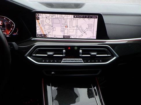 Used 2021 BMW X5 M50i image 19