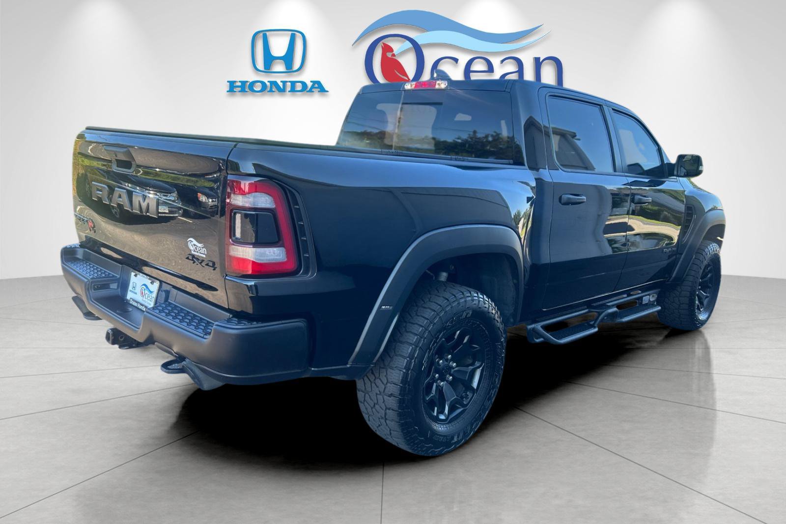 Used 2022 RAM 1500 TRX AWD/4WD image 3