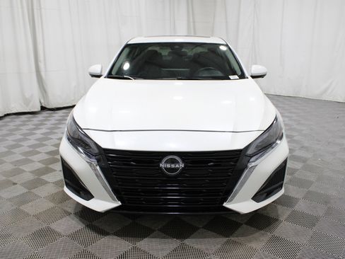 Used 2025 Nissan Altima 2.5 SL image 38