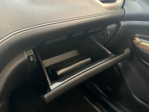 Used 2019 GMC Acadia Denali w/ Technology Package image 32