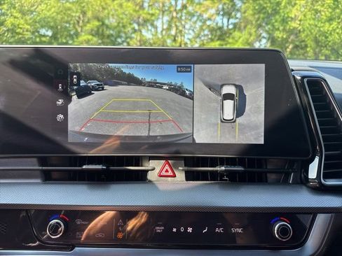 Used 2025 Kia Sportage SX Prestige AWD/4WD image 18