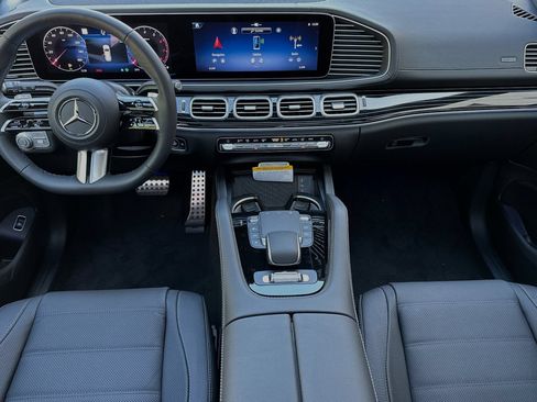 New 2024 Mercedes-Benz GLS 450 4MATIC image 16