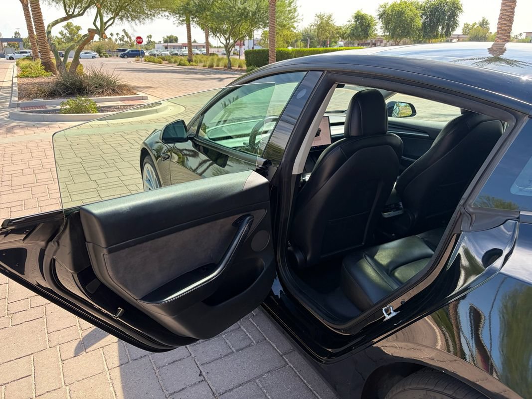 Used 2022 Tesla Model 3 RWD image 10