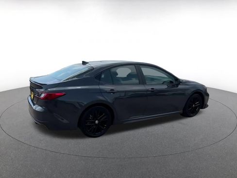 Used 2026 Toyota Camry SE FWD image 12