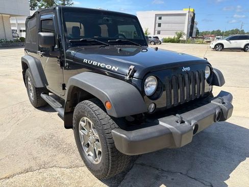 Used 2014 Jeep Wrangler Rubicon w/ Power Convenience Group AWD/4WD image 4