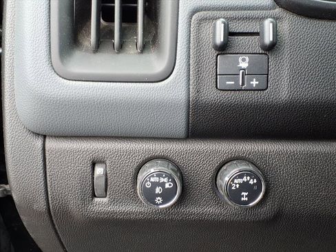 Used 2019 Chevrolet Colorado Z71 image 23