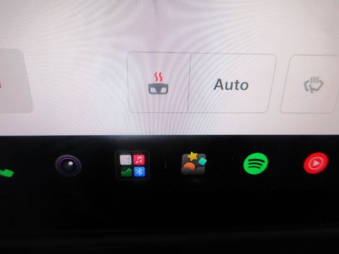 Used 2022 Tesla Model X AWD/4WD image 49