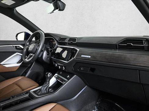 Certified 2025 Audi Q3 2.0T Premium Plus w/ Premium Plus Package image 23