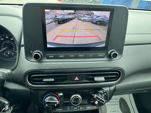 Used 2023 Hyundai Kona SE FWD image 13