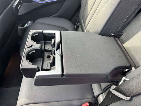 Used 2020 BMW X7 xDrive40i w/ Cold Weather Package image 12