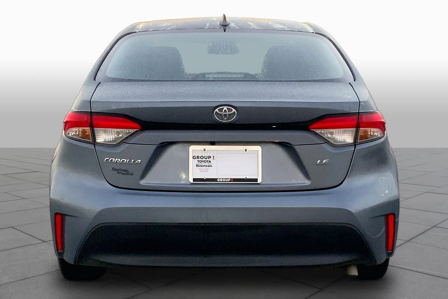 Used 2024 Toyota Corolla LE FWD image 5