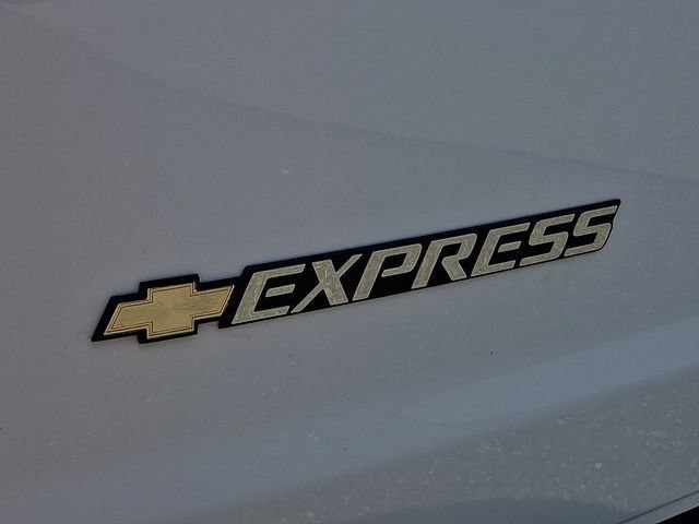 Used 2026 Chevrolet Express 3500 w/ Driver Convenience Package RWD image 41