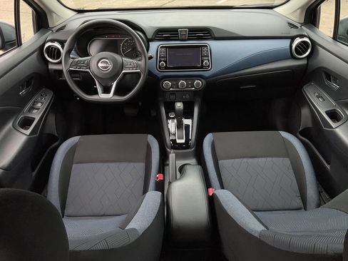 Used 2025 Nissan Versa SV image 19