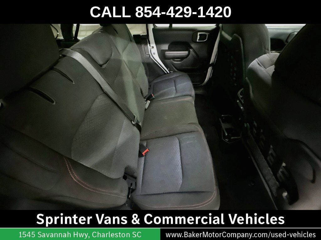 Used 2021 Jeep Wrangler Unlimited Rubicon AWD/4WD image 27