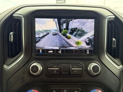 Used 2020 GMC Sierra 2500 AT4 w/ AT4 Premium Package AWD/4WD image 23