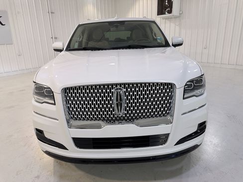 Used 2024 Lincoln Navigator L Reserve image 33