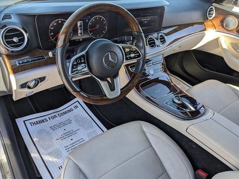 Used 2020 Mercedes-Benz E 350 Sedan image 10