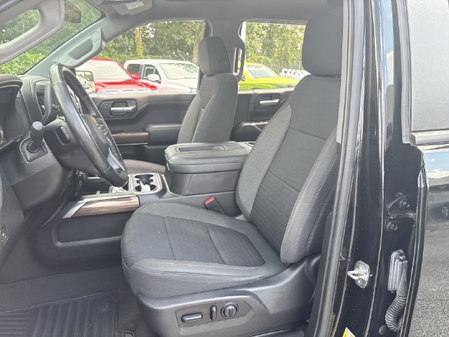 Used 2021 Chevrolet Silverado 1500 RST w/ Redline Edition AWD/4WD image 16