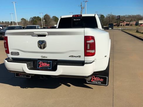 Used 2024 RAM 3500 Limited image 6