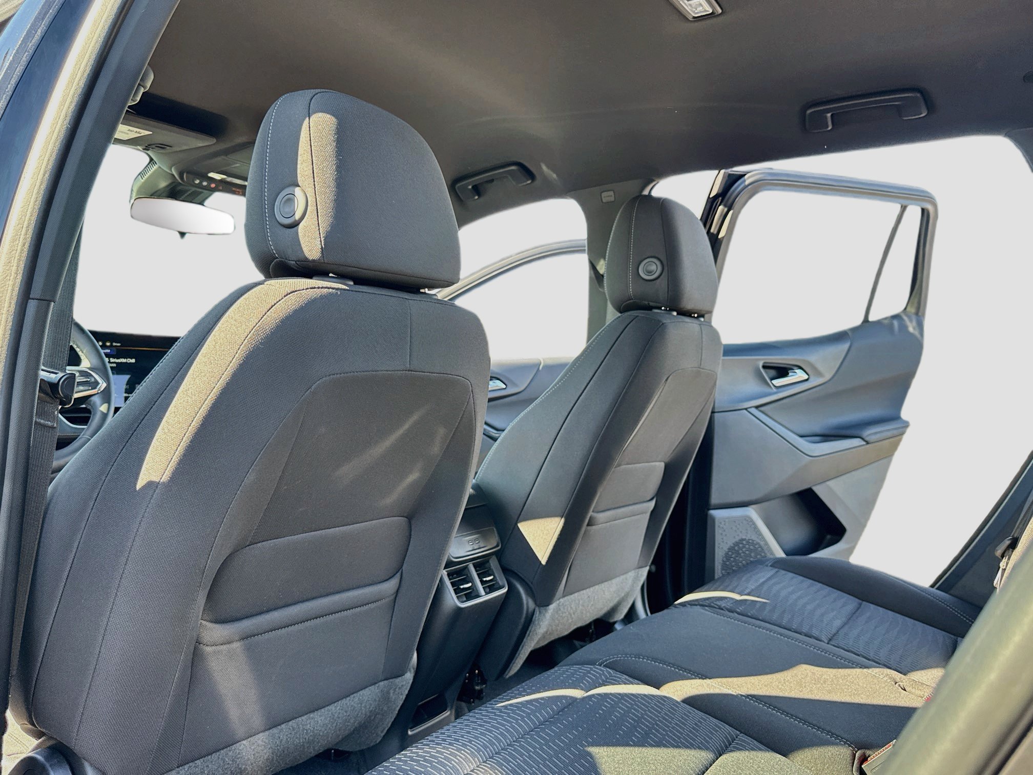 Used 2025 Chevrolet Equinox LT FWD image 20