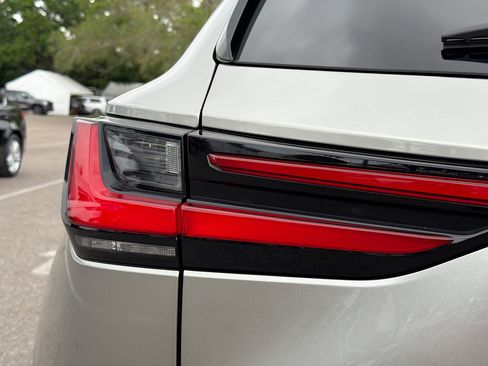 Used 2023 Lexus NX 450h+ AWD w/ Vision Package image 10