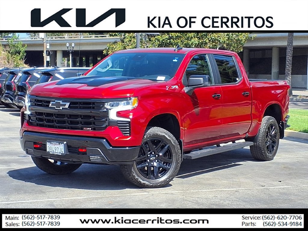 Used 2026 Chevrolet Silverado 1500 LT Trail Boss w/ Protection Package AWD/4WD image 1