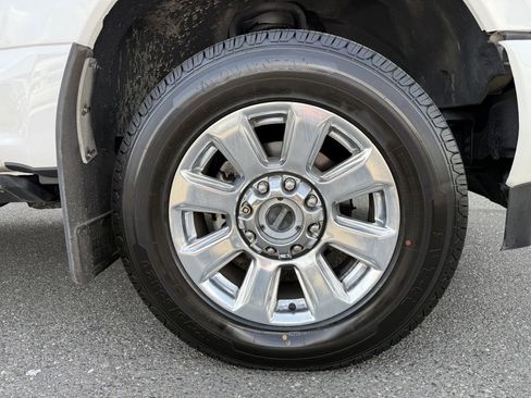 Used 2019 Ford F350 Platinum w/ Platinum Ultimate Package AWD/4WD image 9