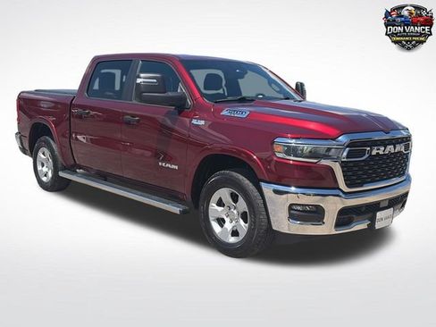 Used 2025 RAM 1500 Big Horn AWD/4WD image 7