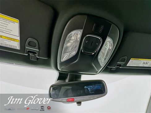 New 2026 Jeep Compass Latitude image 36