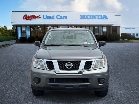 Used 2020 Nissan Frontier SV w/ SV Utility Package AWD/4WD image 8