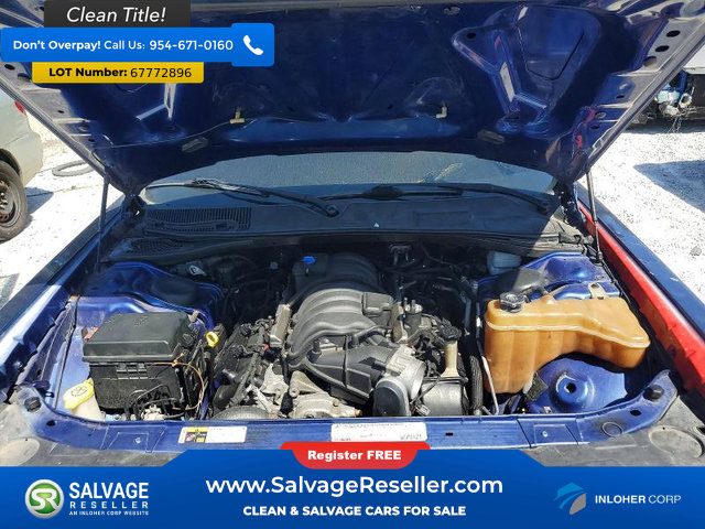 Used 2012 Dodge Challenger SRT8 RWD image 15