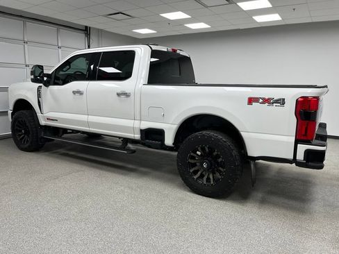 Used 2024 Ford F350 Platinum AWD/4WD image 7