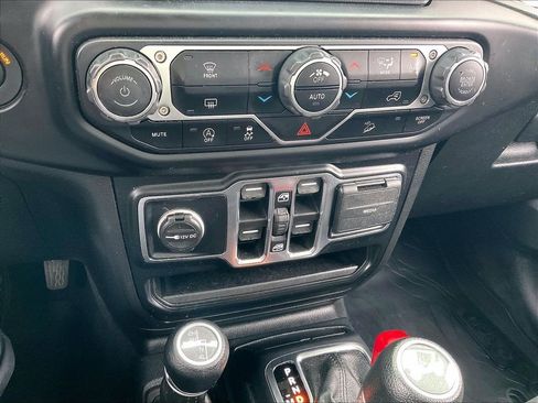 Used 2021 Jeep Wrangler Unlimited Sport AWD/4WD image 24