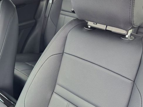 Used 2025 Land Rover Range Rover Evoque S image 17