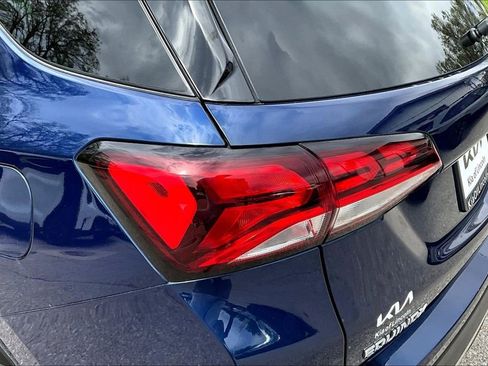 Used 2022 Chevrolet Equinox LT AWD/4WD image 21