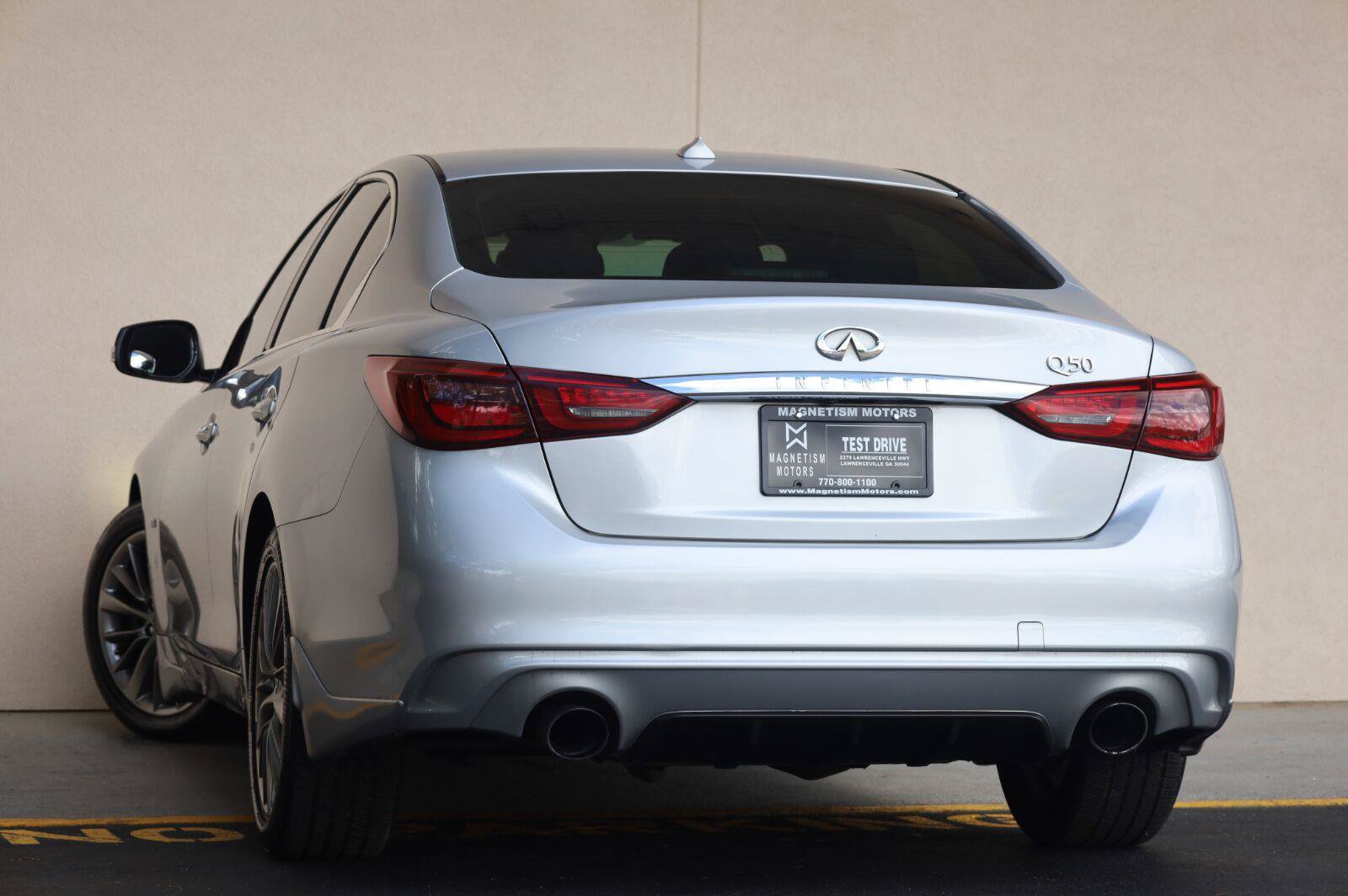 Used 2019 INFINITI Q50 Luxe RWD image 9