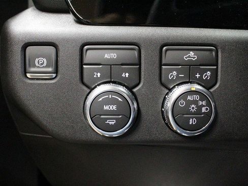 New 2026 GMC Sierra 1500 Elevation image 20