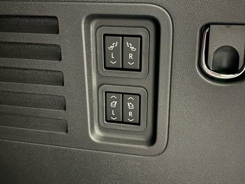 New 2026 Buick Enclave Preferred w/ Power Package image 12