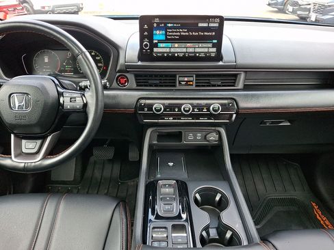 Certified 2024 Honda Pilot TrailSport image 15