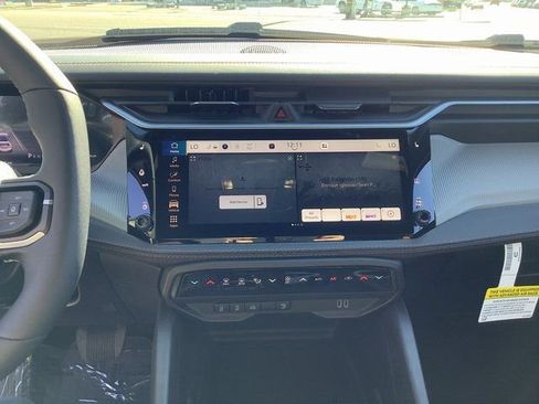 New 2026 Jeep Cherokee Limited image 17