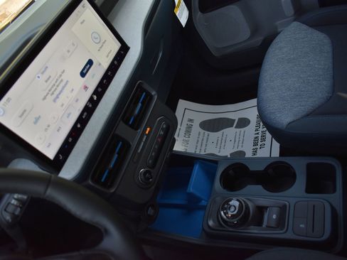 New 2026 Ford Maverick XLT FWD image 32