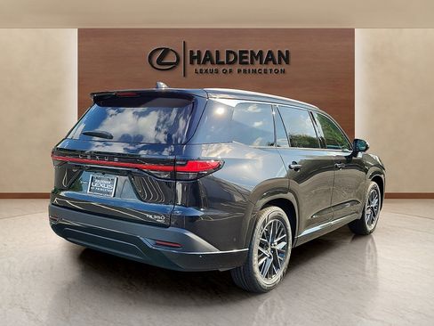 Used 2024 Lexus TX 350 AWD w/ Technology Package image 3