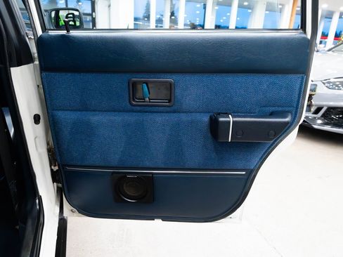 Used 1990 Volvo 240 DL image 25