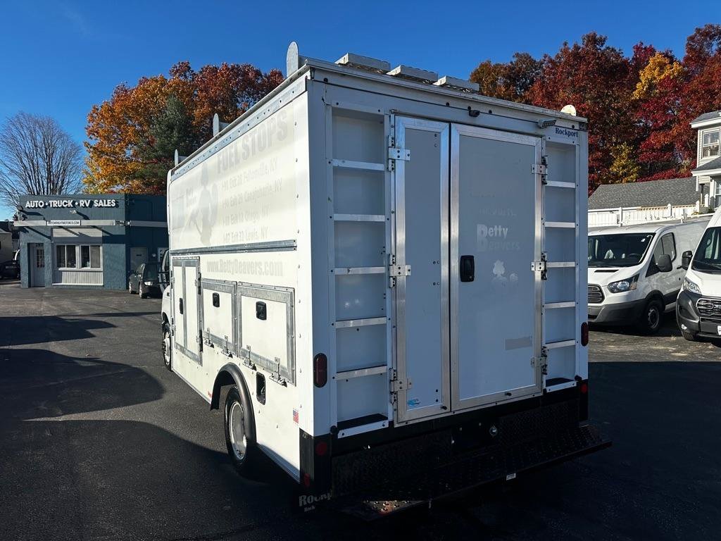 Used 2021 Ford E-350 and Econoline 350 Super Duty w/ Power Windows & Locks Group RWD image 2