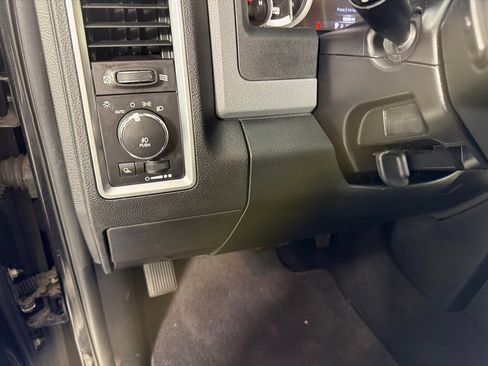 Used 2016 RAM 1500 Big Horn AWD/4WD image 13